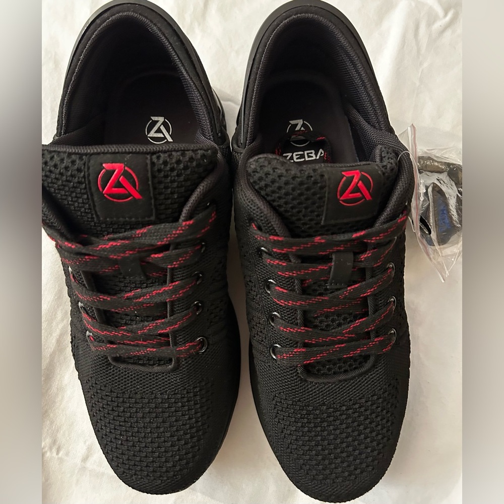 Zeba Sneakers Black